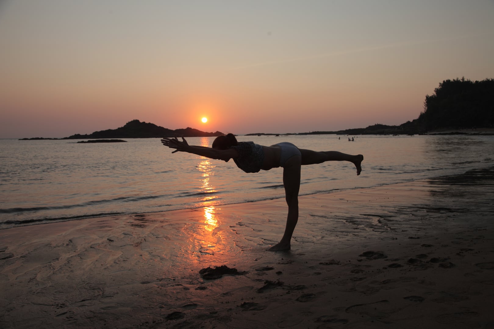 Iyengar-joogaloma Kreetalla, Kreikassa, Victoria Bridgesin kanssa