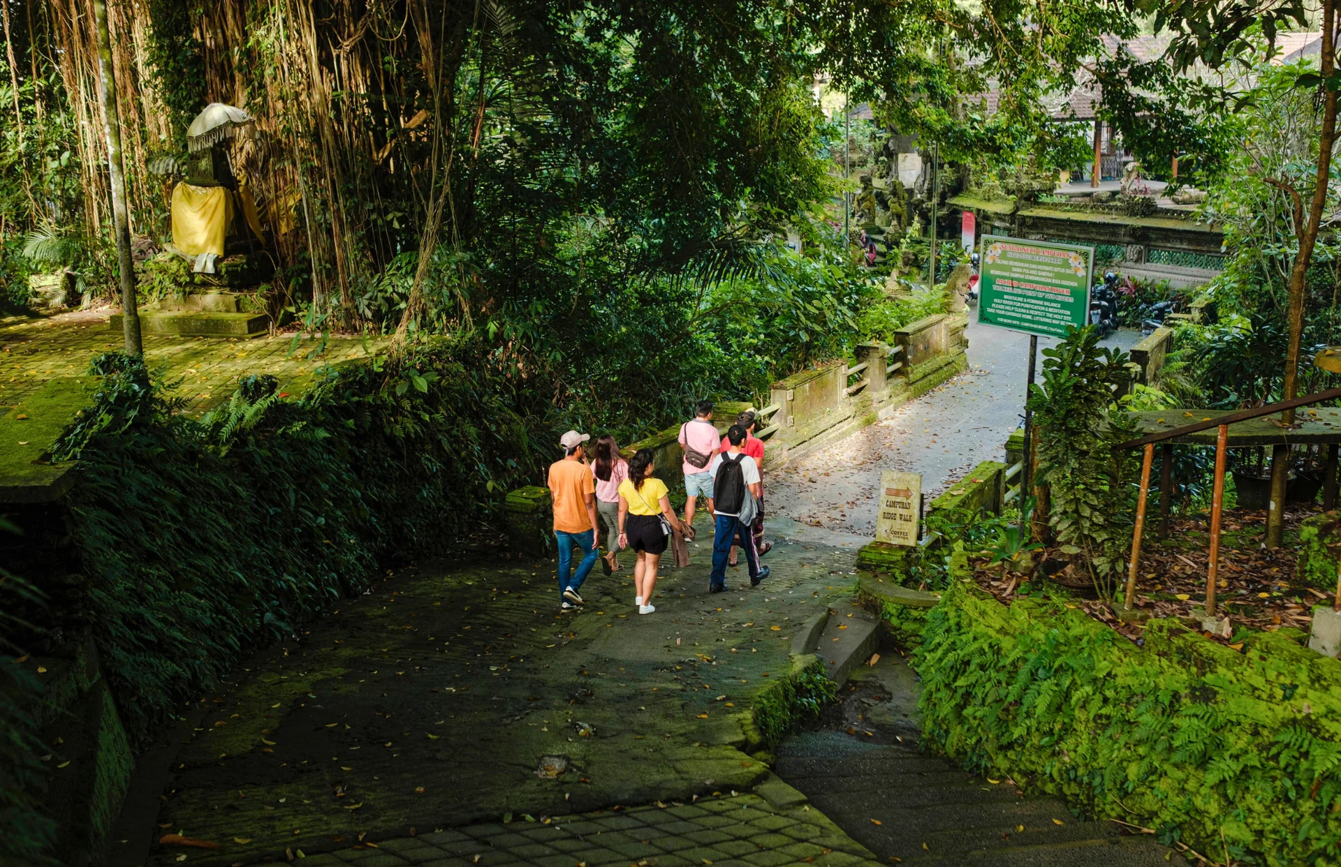 Ubudin tarinakävelyt