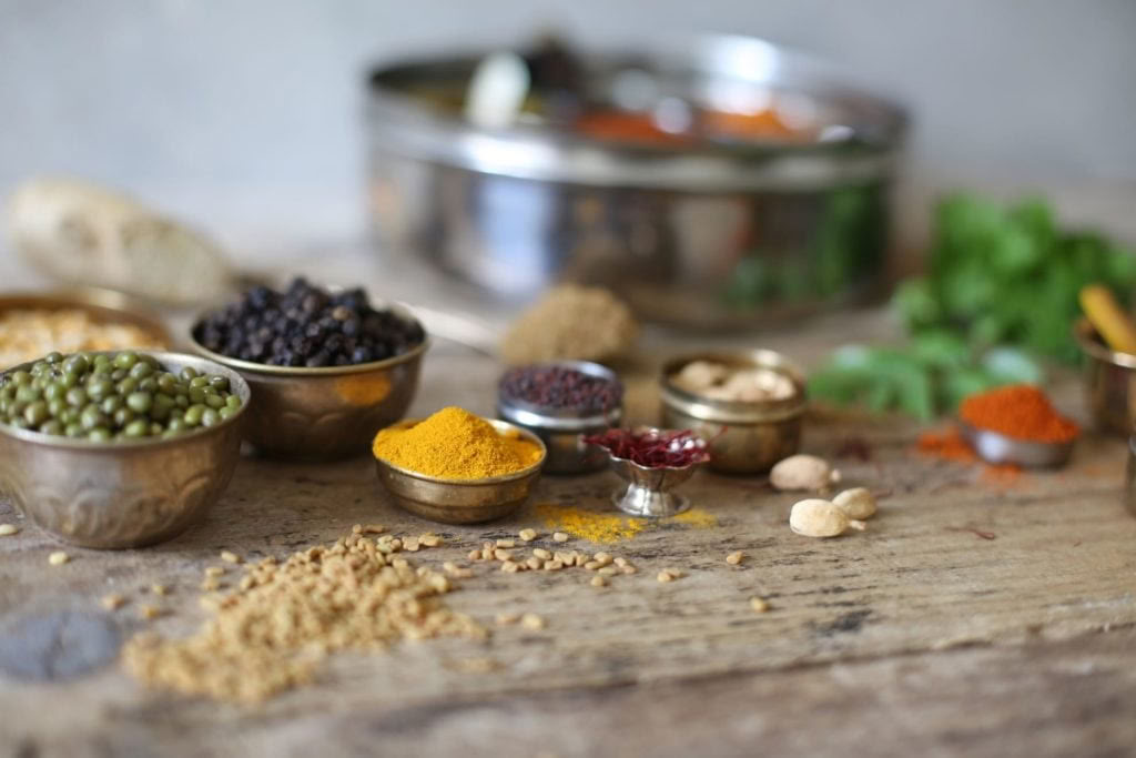 Joogaopettajakoulutuksen taso 2 (RYT-300) – osa 1