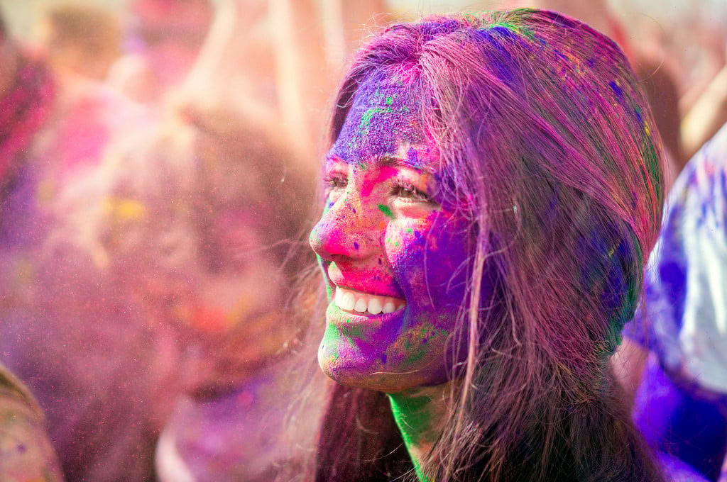 Himalajan henki" -kiertue + Holi-festivaali Intiassa