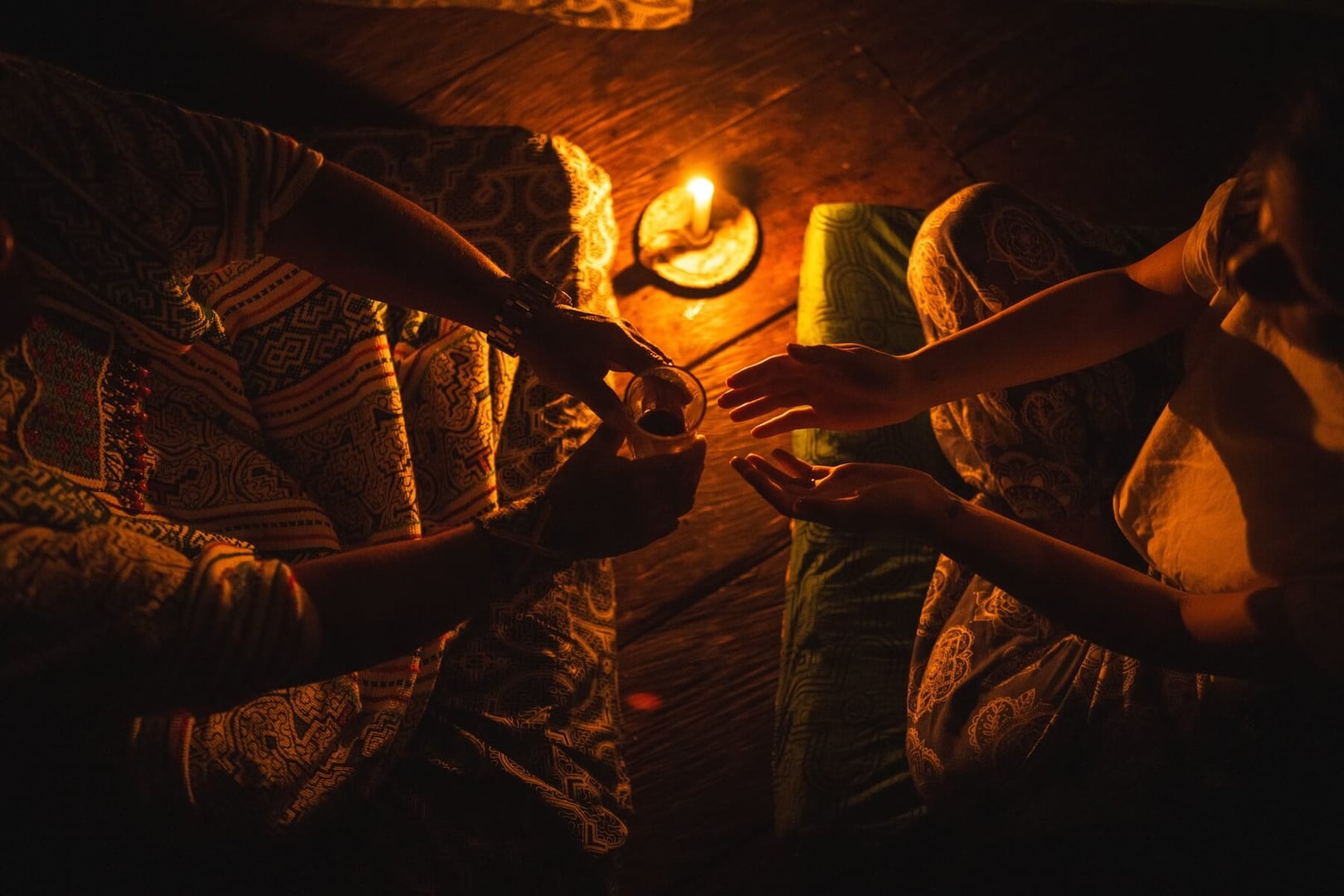 7 päivän ayahuascaretriitti (aloittelijaretriitti)