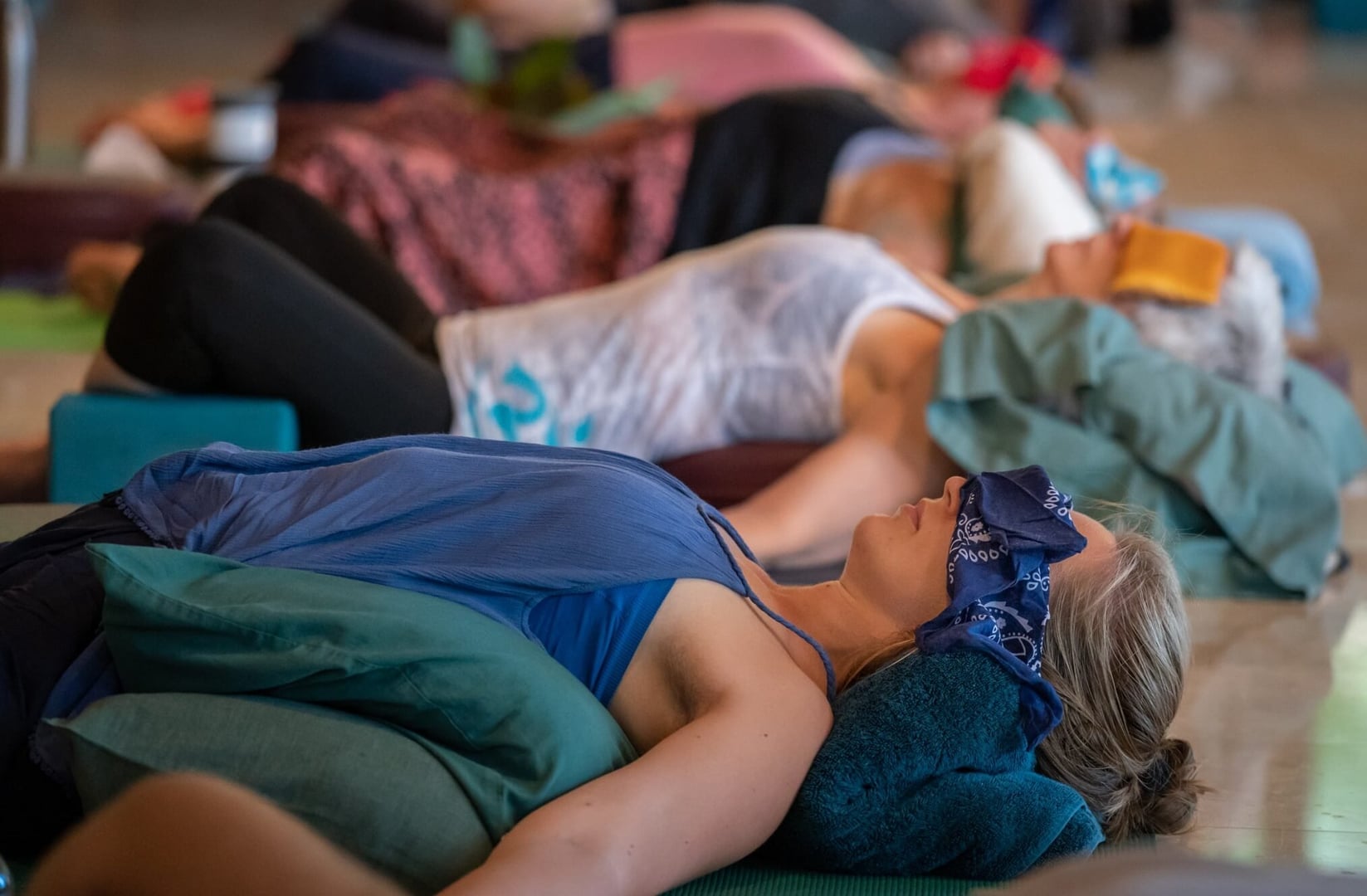 Restoratiivinen jooga ja meditaatiokoulutus