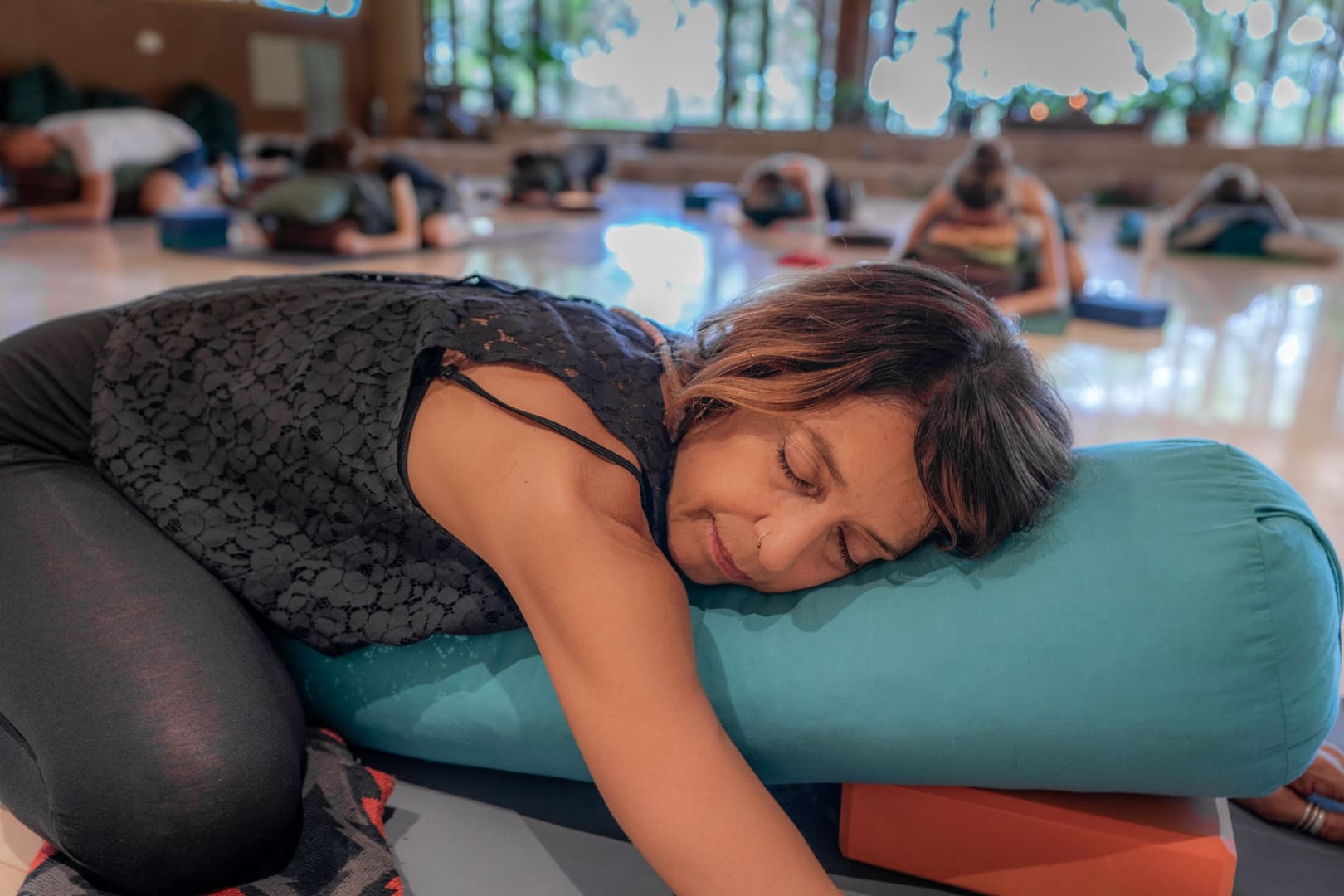 Restoratiivinen jooga ja meditaatiokoulutus