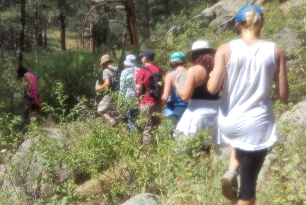 Rakasta, palvele ja menesty