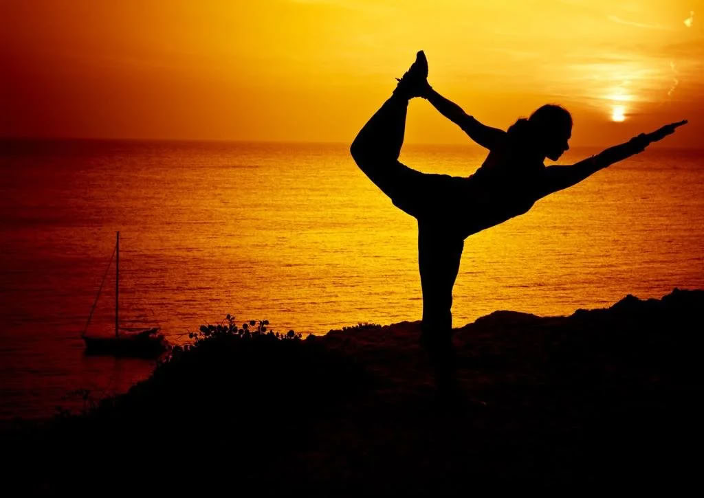 Syksyn päätös - osa-aikainen joogaopettajakoulutus</span> — Momosyoga | HotYogaMalta