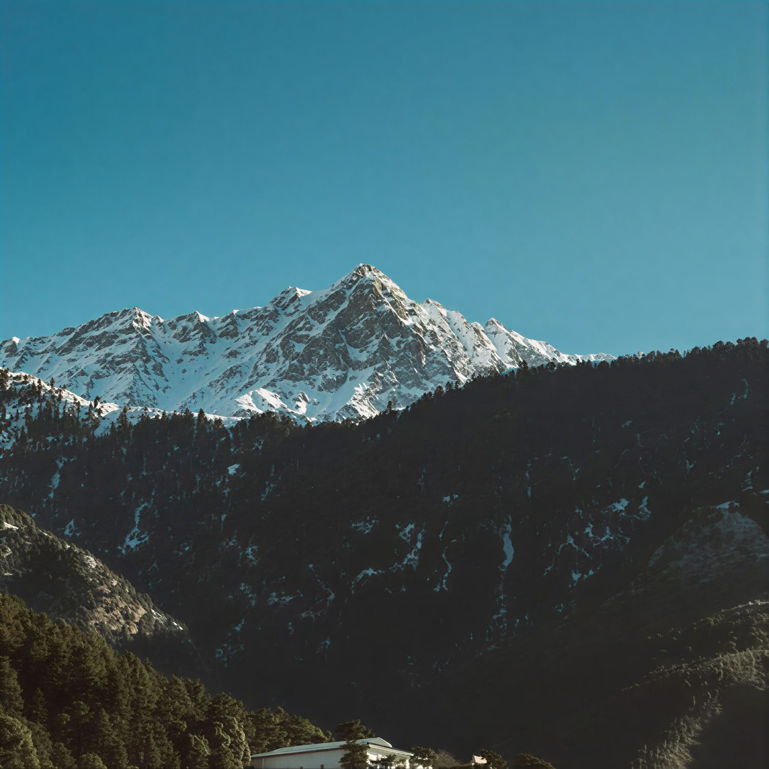 Pyhiltä kukkuloilta kultaisille horisonteille: Dharamshala, Dalhousie & Amritsarin reitti