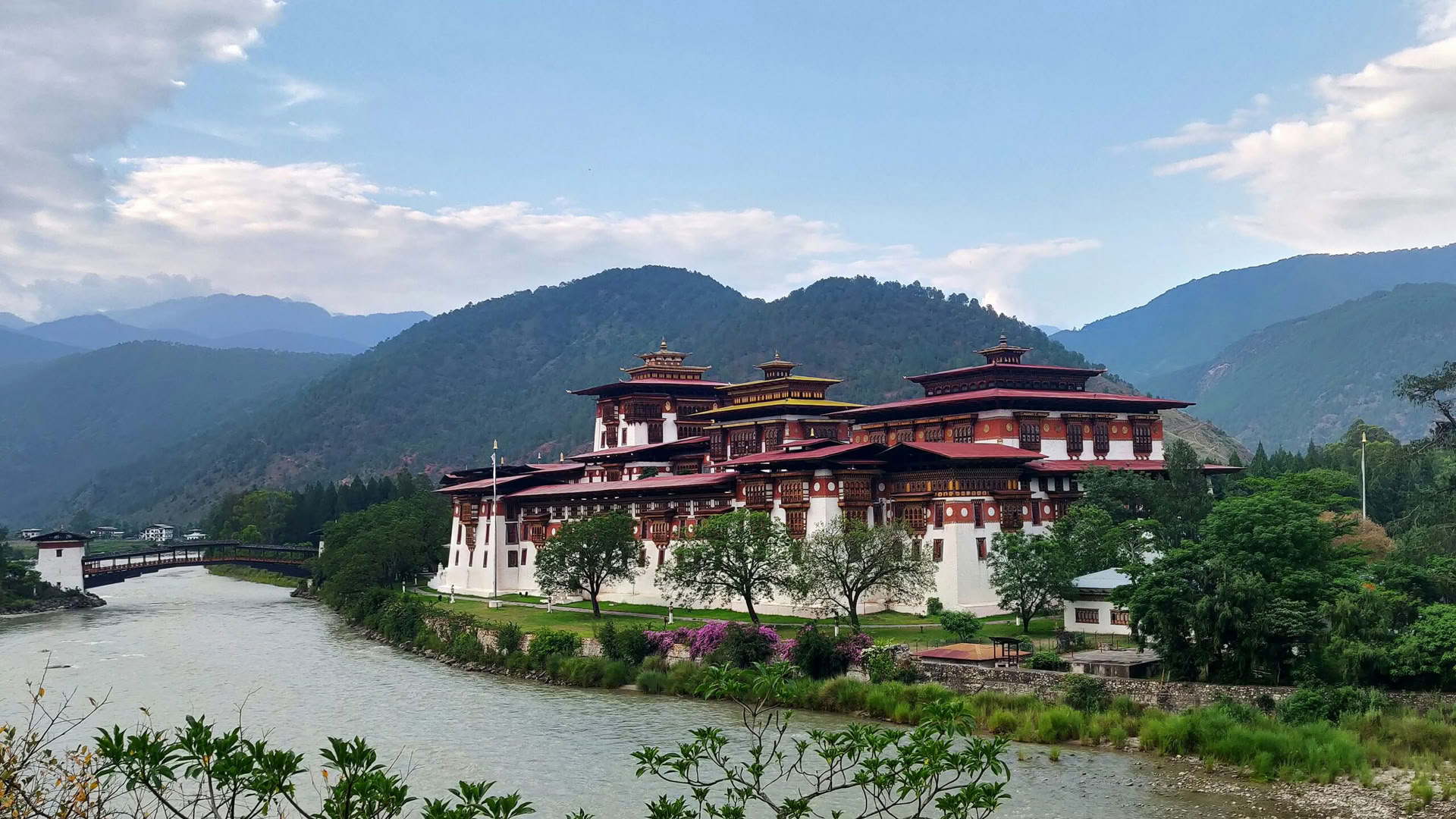 Bhutanin perintöreitti: Thimphu, Punakha, Paro ja Haa-laakso