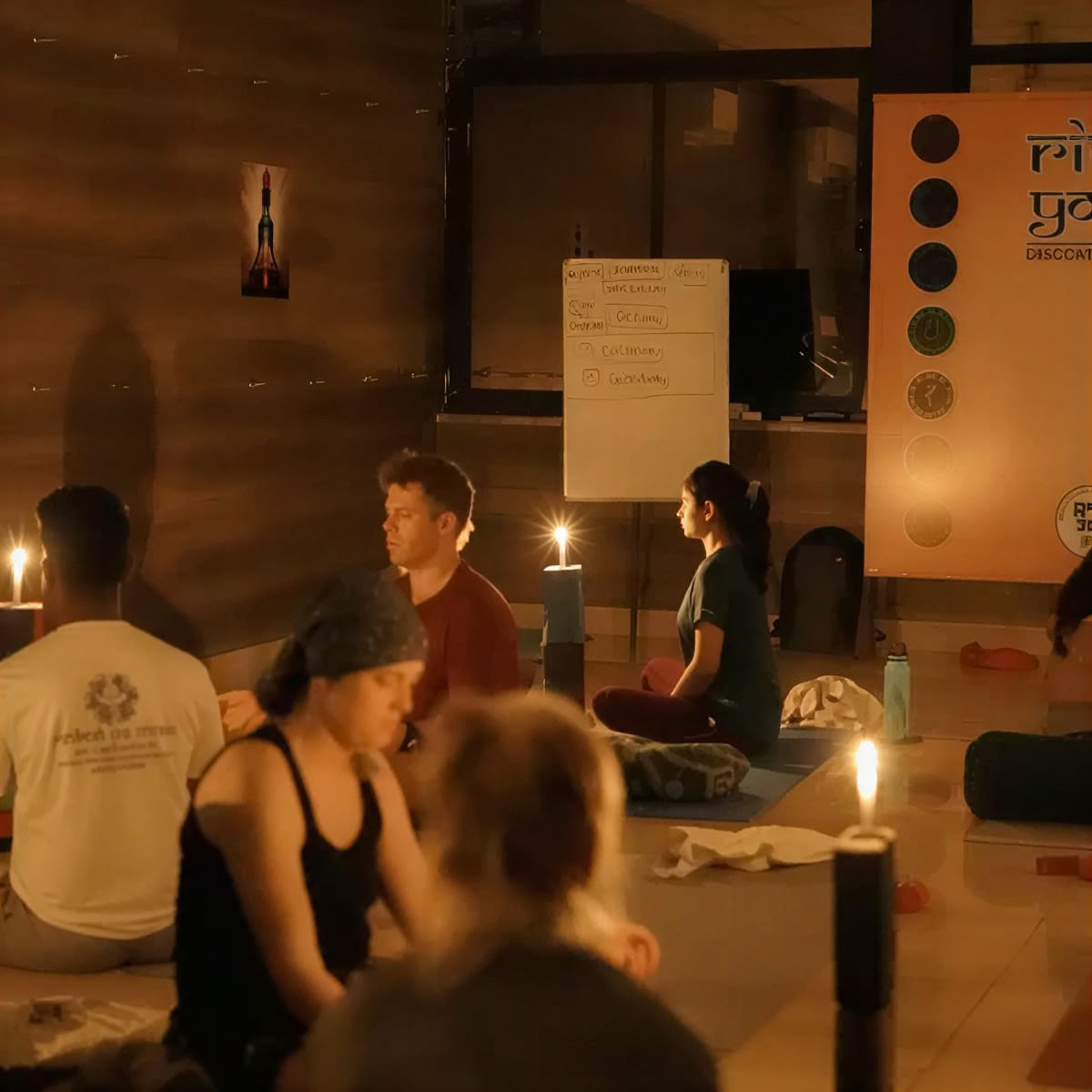 100 tunnin joogaopettajakoulutus Rishikeshissä