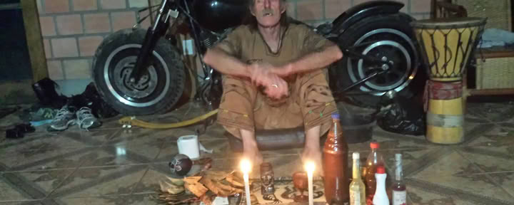 8 päivän / 7 yön / 3 seremonian ayahuascaretriitti