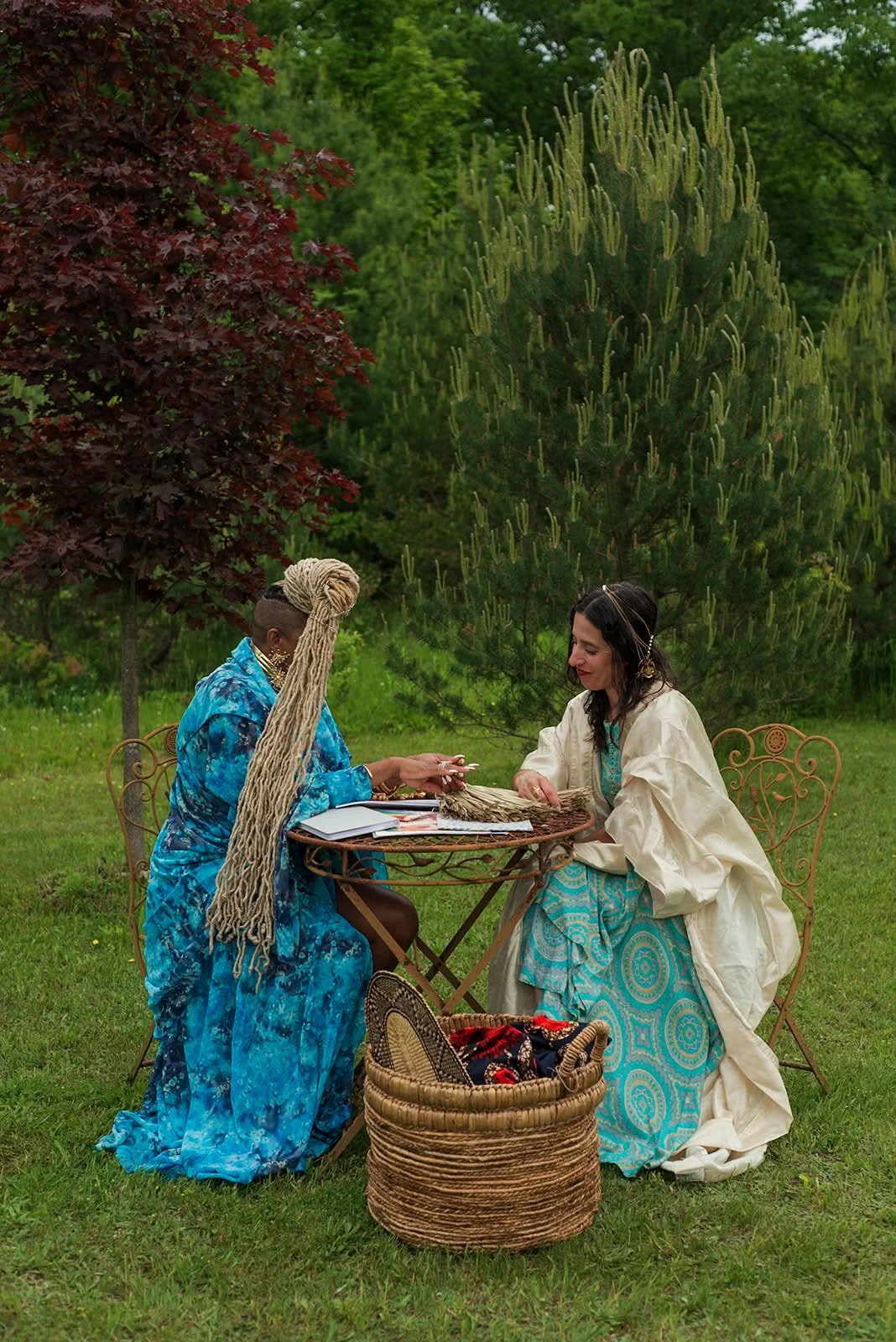 Sistertalk Retreats - Myöhäiskesän hehku: mineraali- ja luonnonelementtiretriitti — Wild Nature Retreats