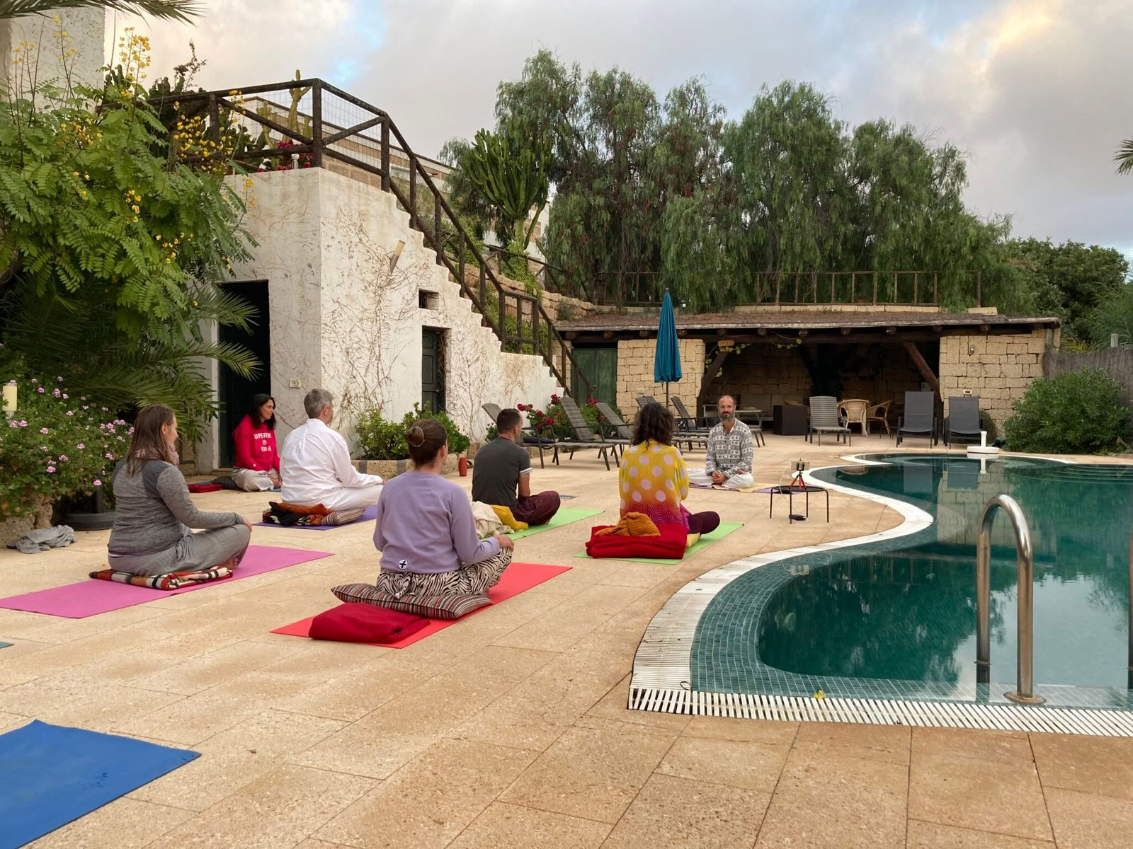 8 päivän jooga- ja mindfulness-loma yhteyden löytämiseen sisäiseen totuuteesi (Village Charm)