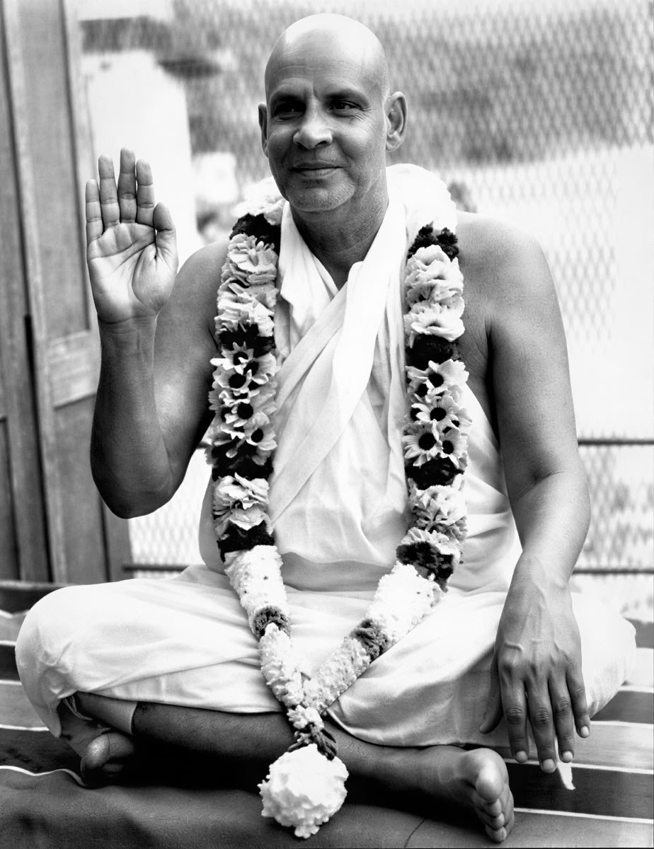 Meditaatioretriitti Rishikeshissä, Intiassa