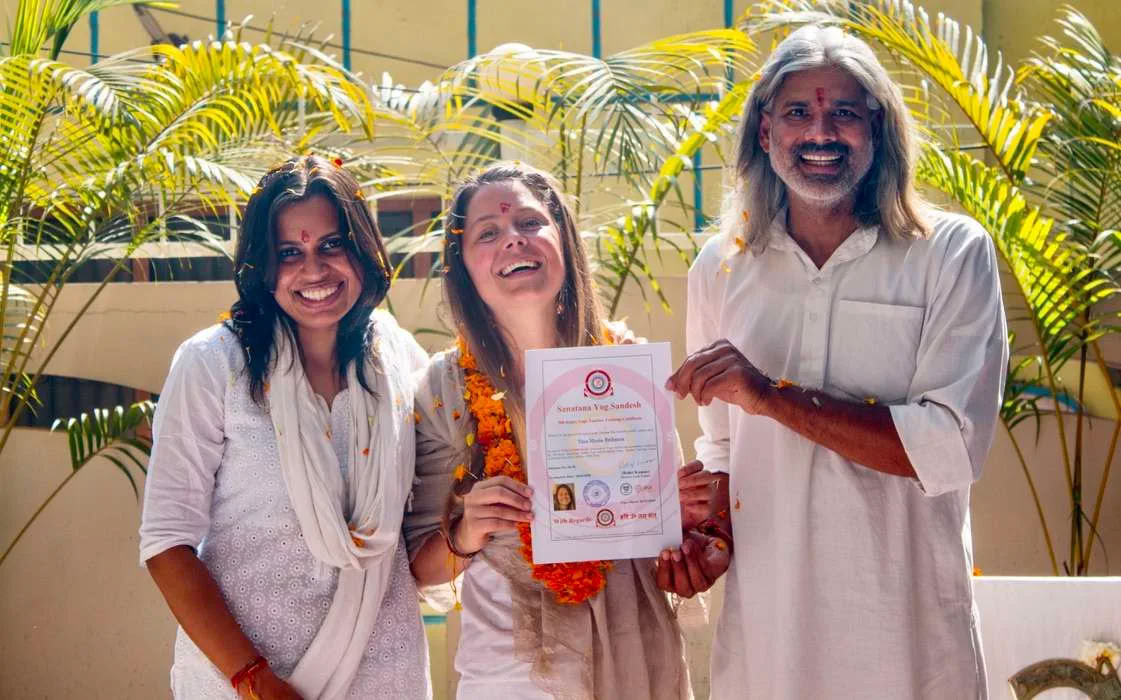 300 tunnin Hatha-joogaopettajakoulutuskurssi Rishikeshissä, Intiassa – 01.11.–19.12.