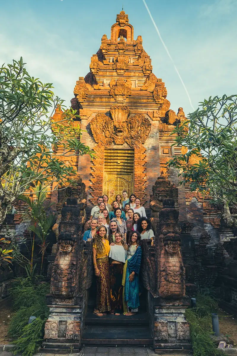 Vaidika Dharma: 100 tunnin SPIRIT-joogaopettajakoulutus