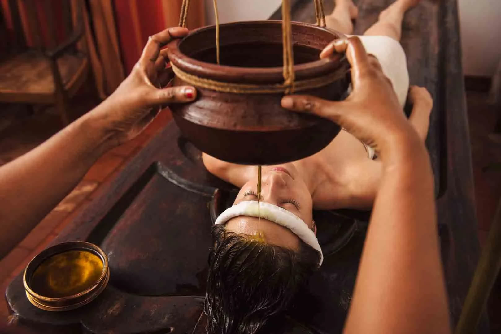 220 tunnin ayurvedan perusteiden koulutus