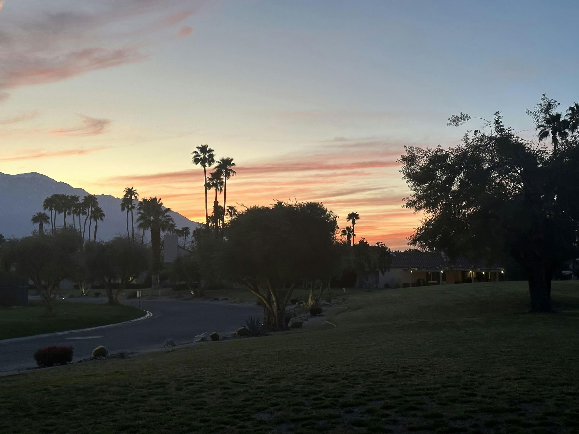 Aavikon parantava hengitystyökokemus - Palm Springs