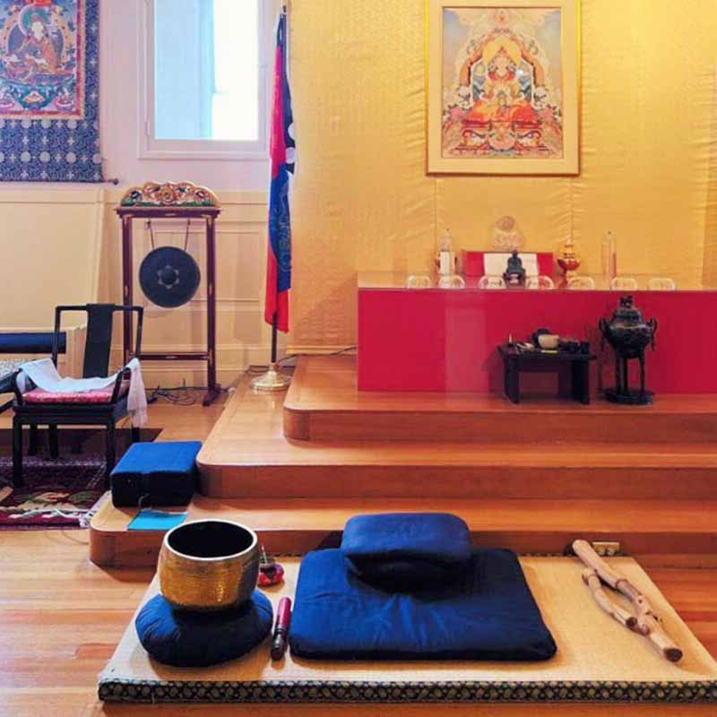 Värillisten ihmisten meditaatio
