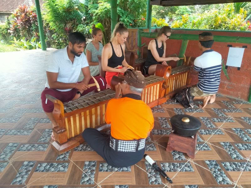BALIGRASS - Itseparantuminen muinaisen viisauden ja meditaation avulla