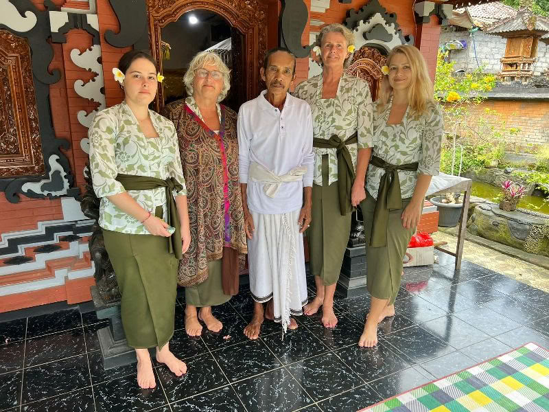 BALIGRASS - Itseparantuminen muinaisen viisauden ja meditaation avulla