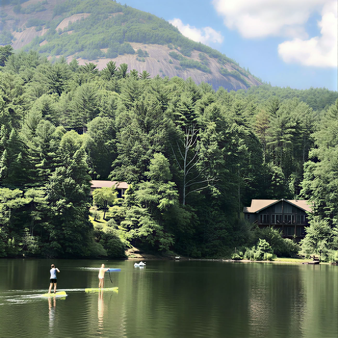 SUP-lautailua Holly Berry -järvellä Pohjois-Carolinassa