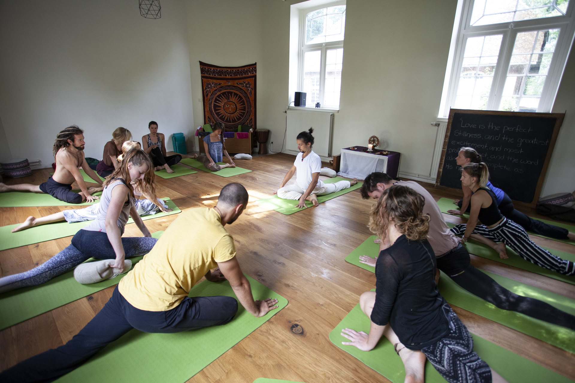 Jooga- ja meditaatioretriitti paluusta lähteelle