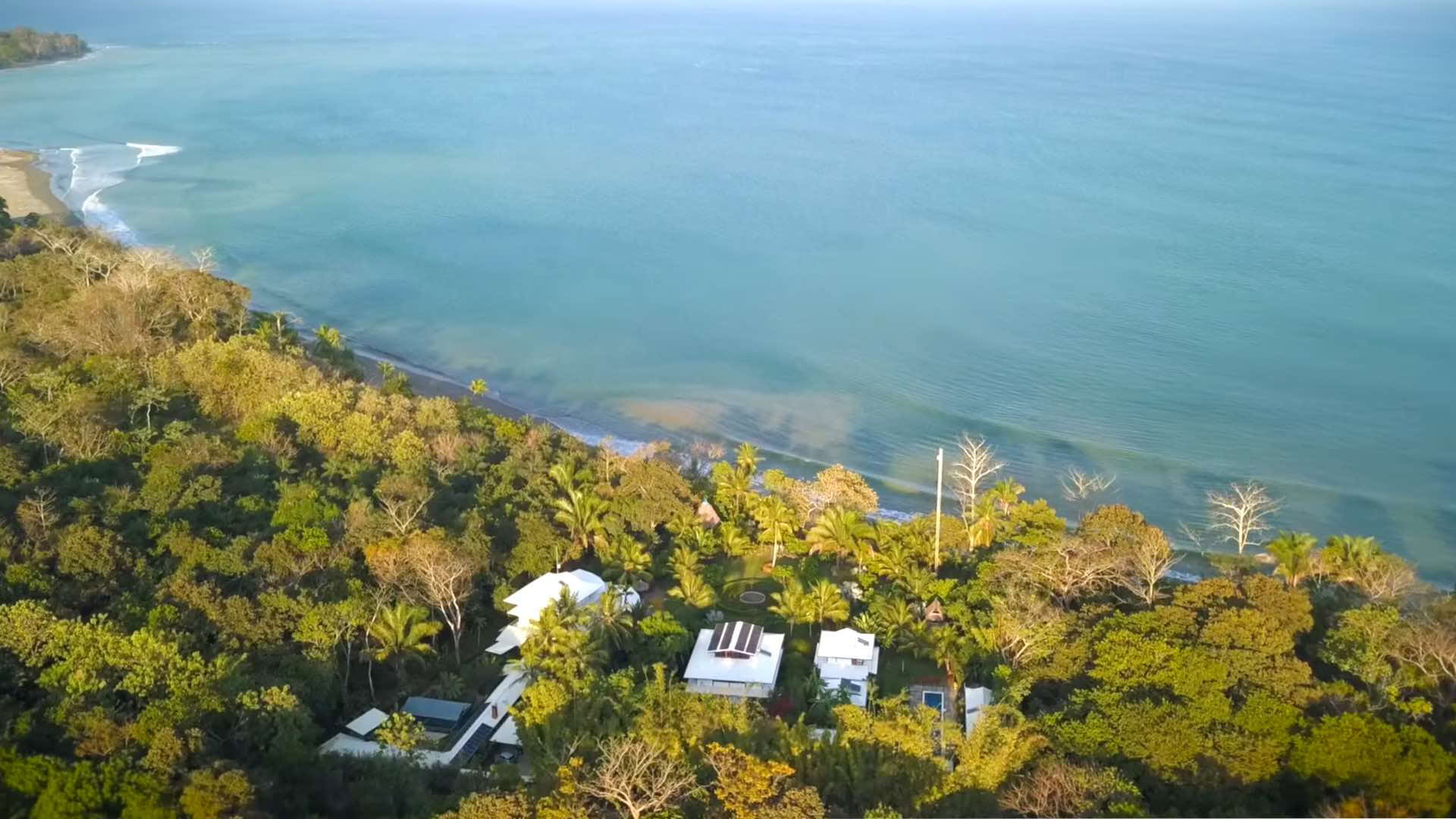 Joogaretriitti työuupumukseen: Yhdisty uudelleen ja lataa akkuja Blue Osassa, Costa Ricassa