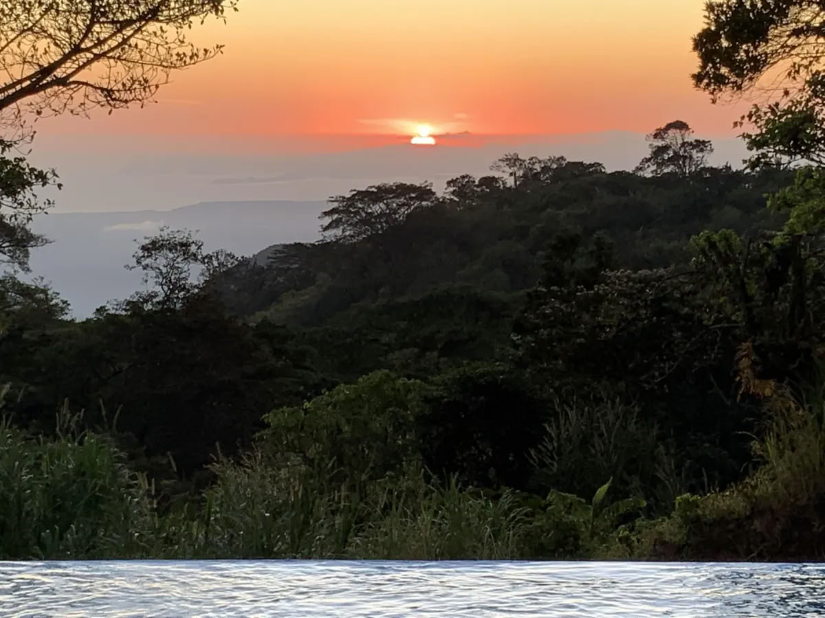 Vista Mundo Retreat Center -alennus