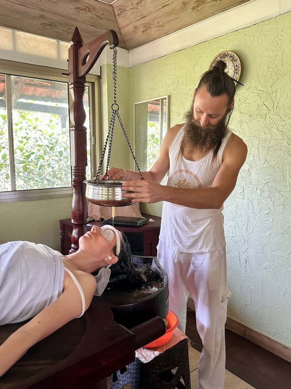 Äärimmäinen ayurvedinen puhdistuskuuri | Parantumisen ja uudistumisen matka Keralassa