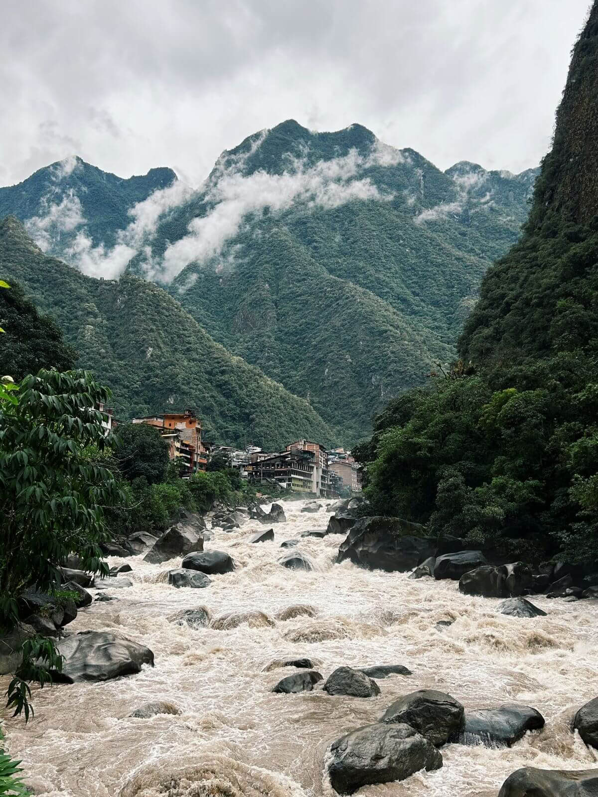 Machu Picchu junalla: koko päivän tietoinen kierros