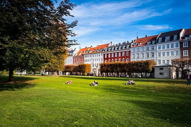 Jooga puistossa: Kongens Have (Kuninkaan puutarha)
