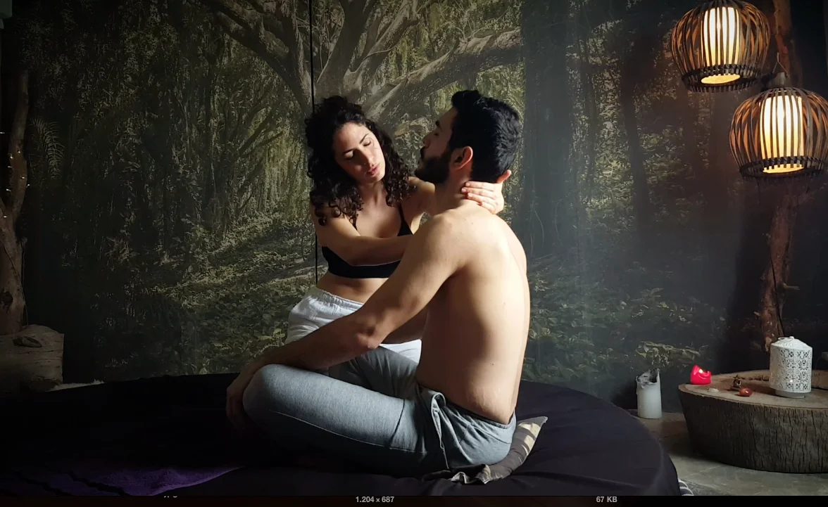 Tantrisen kehotyöskentelyn peruskoulutus