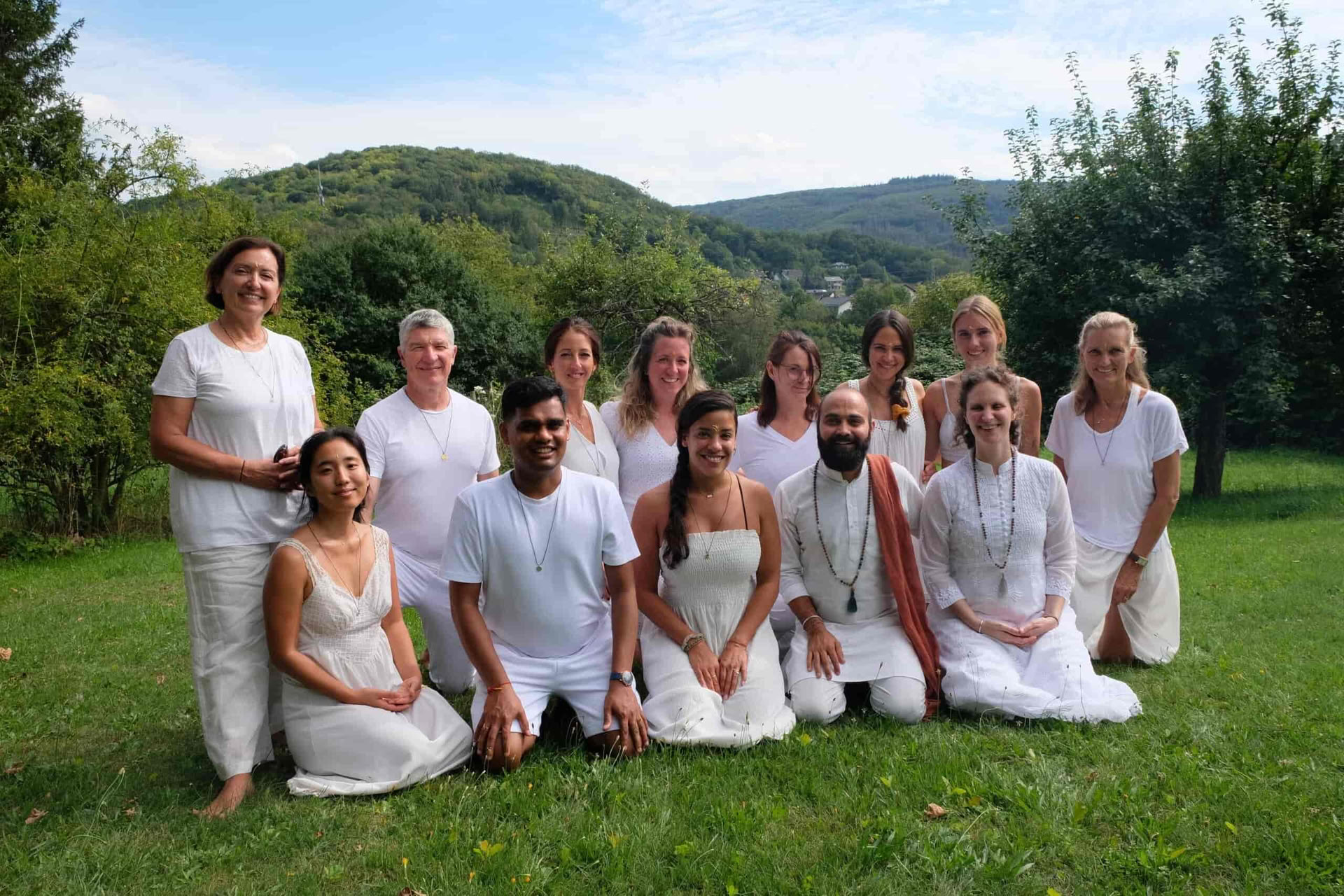 50 tunnin Yoga Nidra -koulutus Saksassa