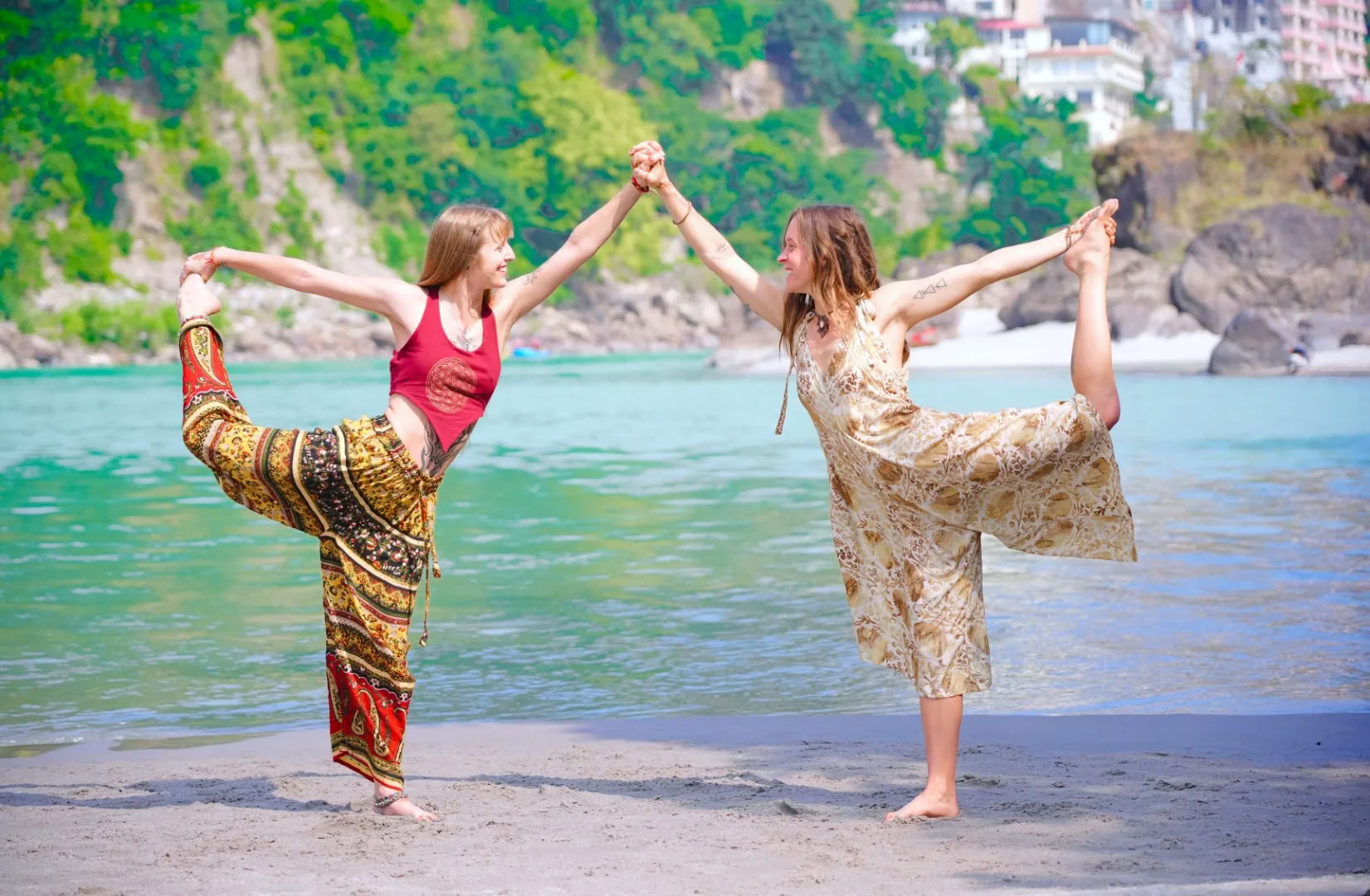 14 päivän joogatapahtuma Rishikeshissä, Intiassa