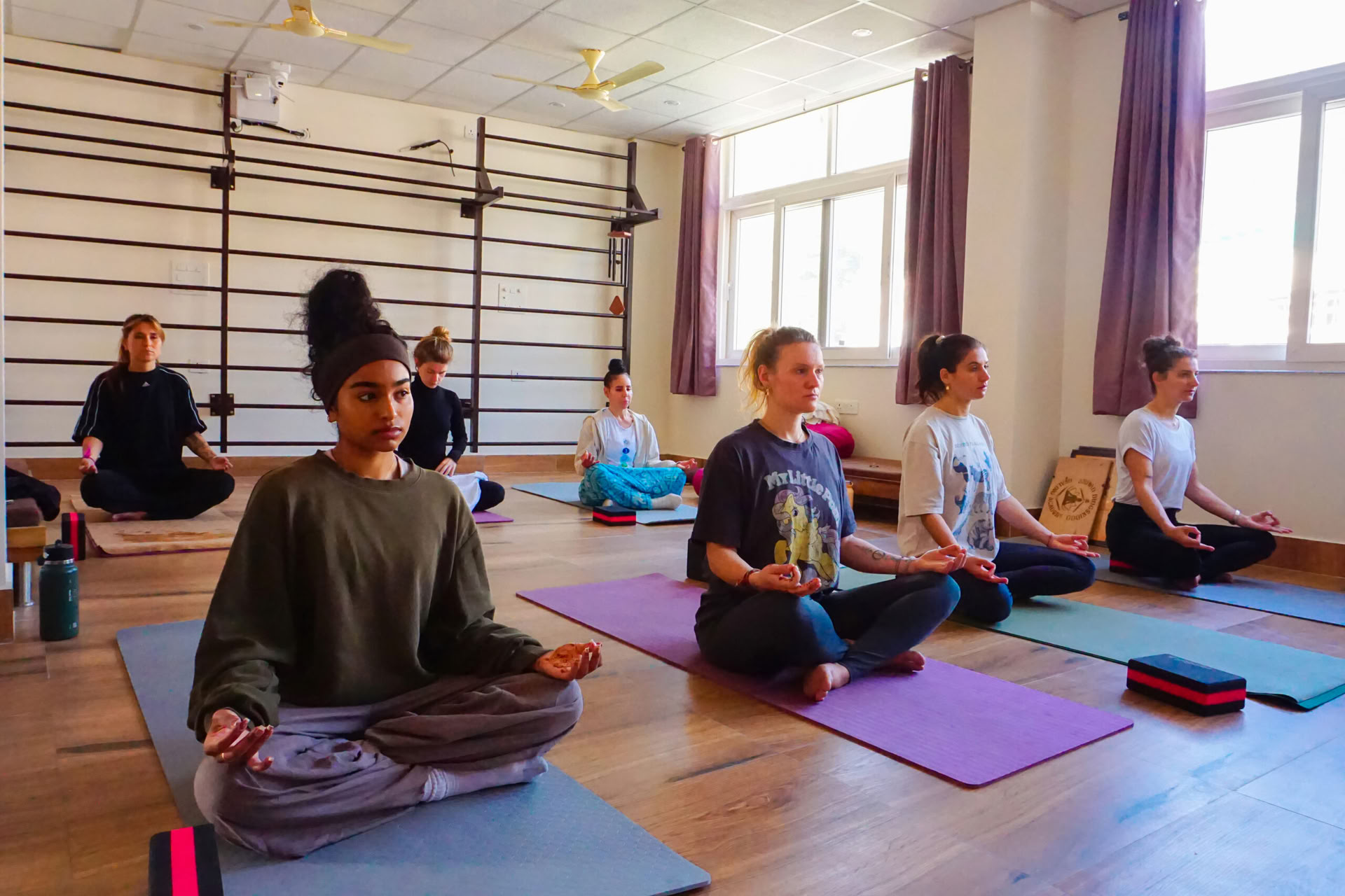 4 päivän joogan retriittipaketti Rishikeshissä