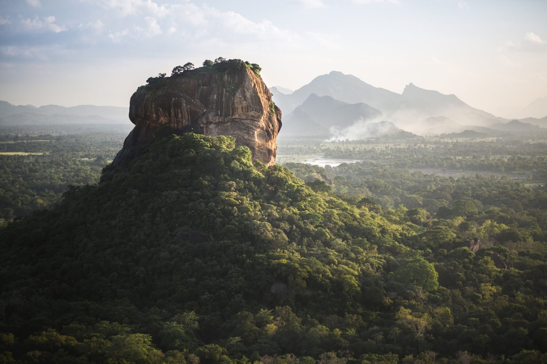 Rauhalliset polut: 7 päivän Sri Lankan autuus! Jooga, meditaatio, kulttuuri, luonto
