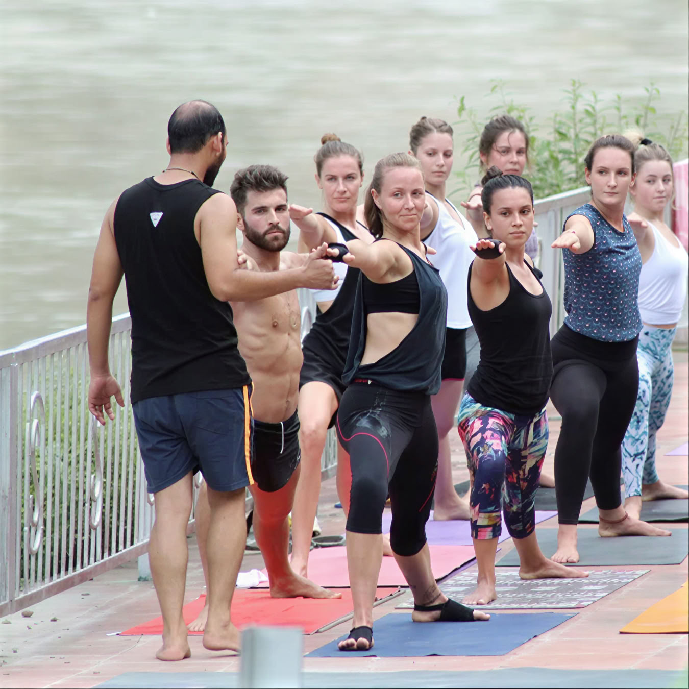 Ashtanga Vinyasa -joogaopettajakoulutus Rishikeshissä