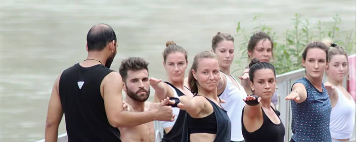 Ashtanga Vinyasa -joogaopettajakoulutus Rishikeshissä