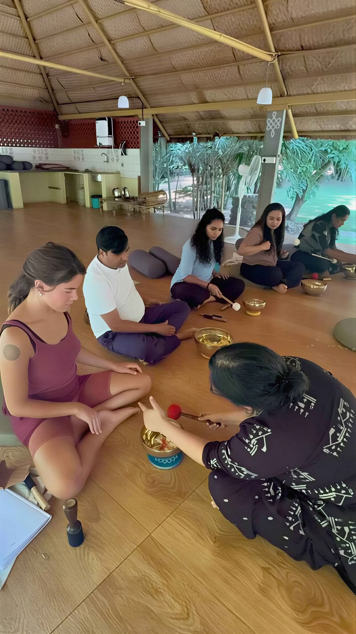 Ääniparannuksen meditaatiokurssi Mysoressa