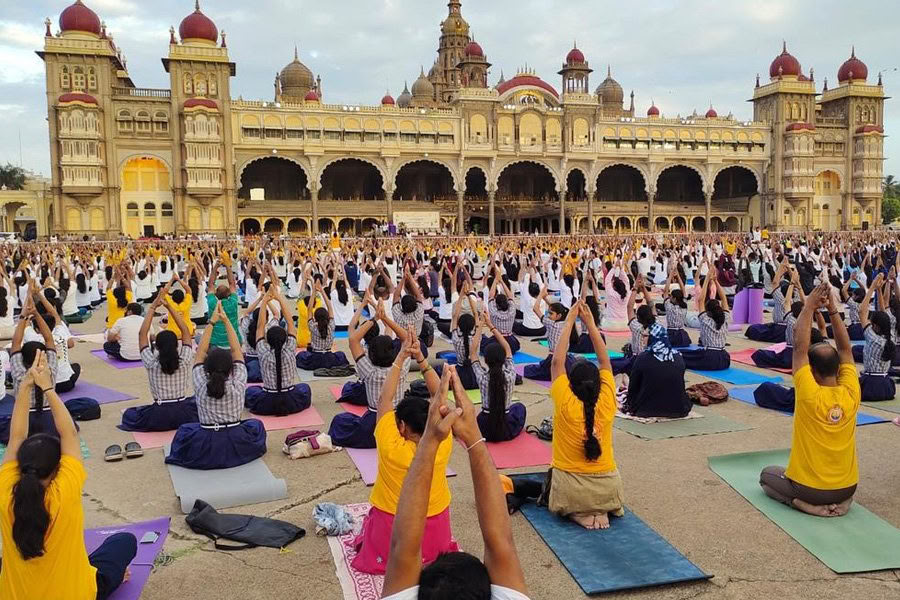 300 tunnin joogaopettajakoulutuskurssi Mysoressa
