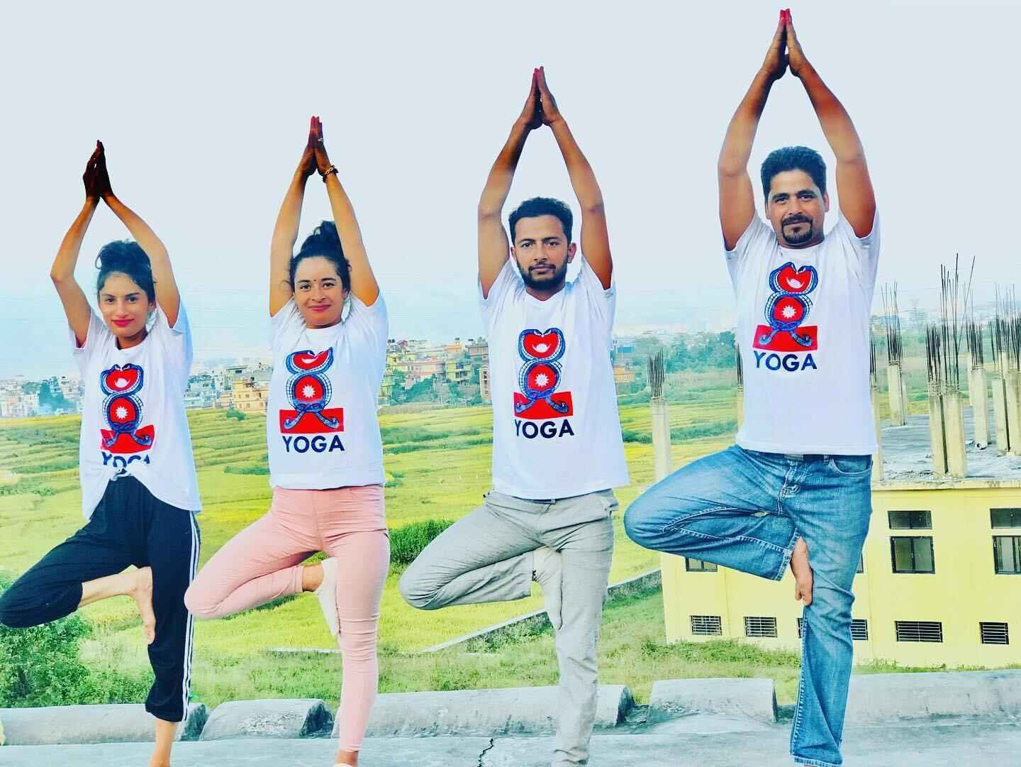 200 tunnin joogaopettajakoulutus Nepalissa