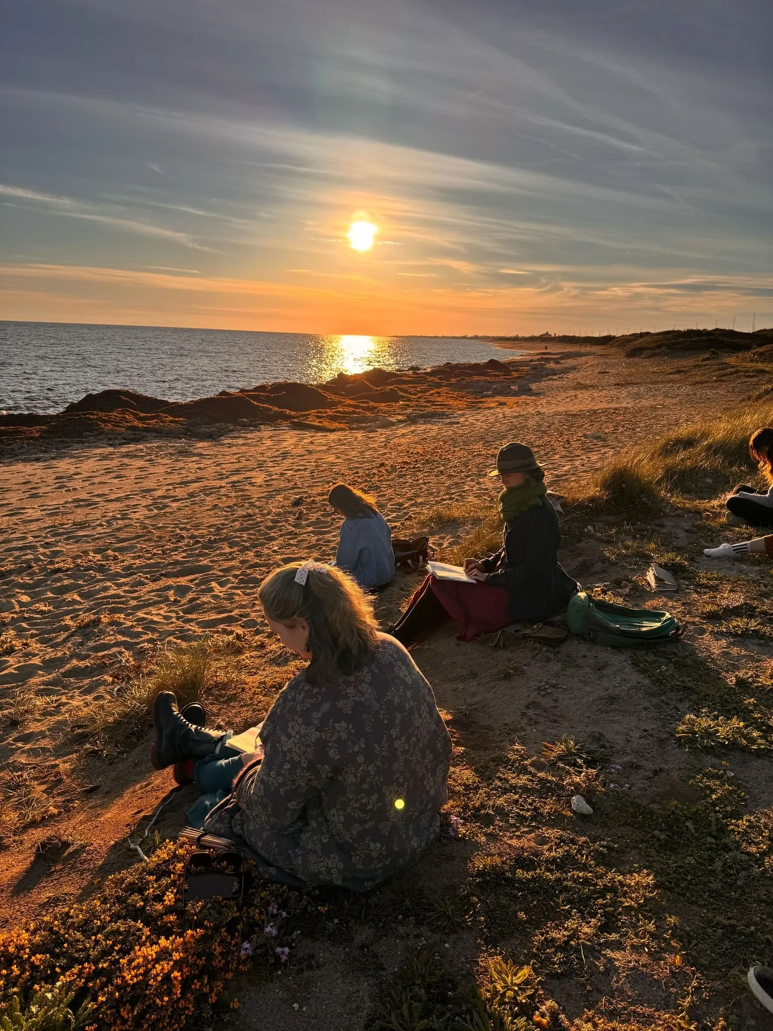 Visuaalinen tarinankerronta villipigmenteillä