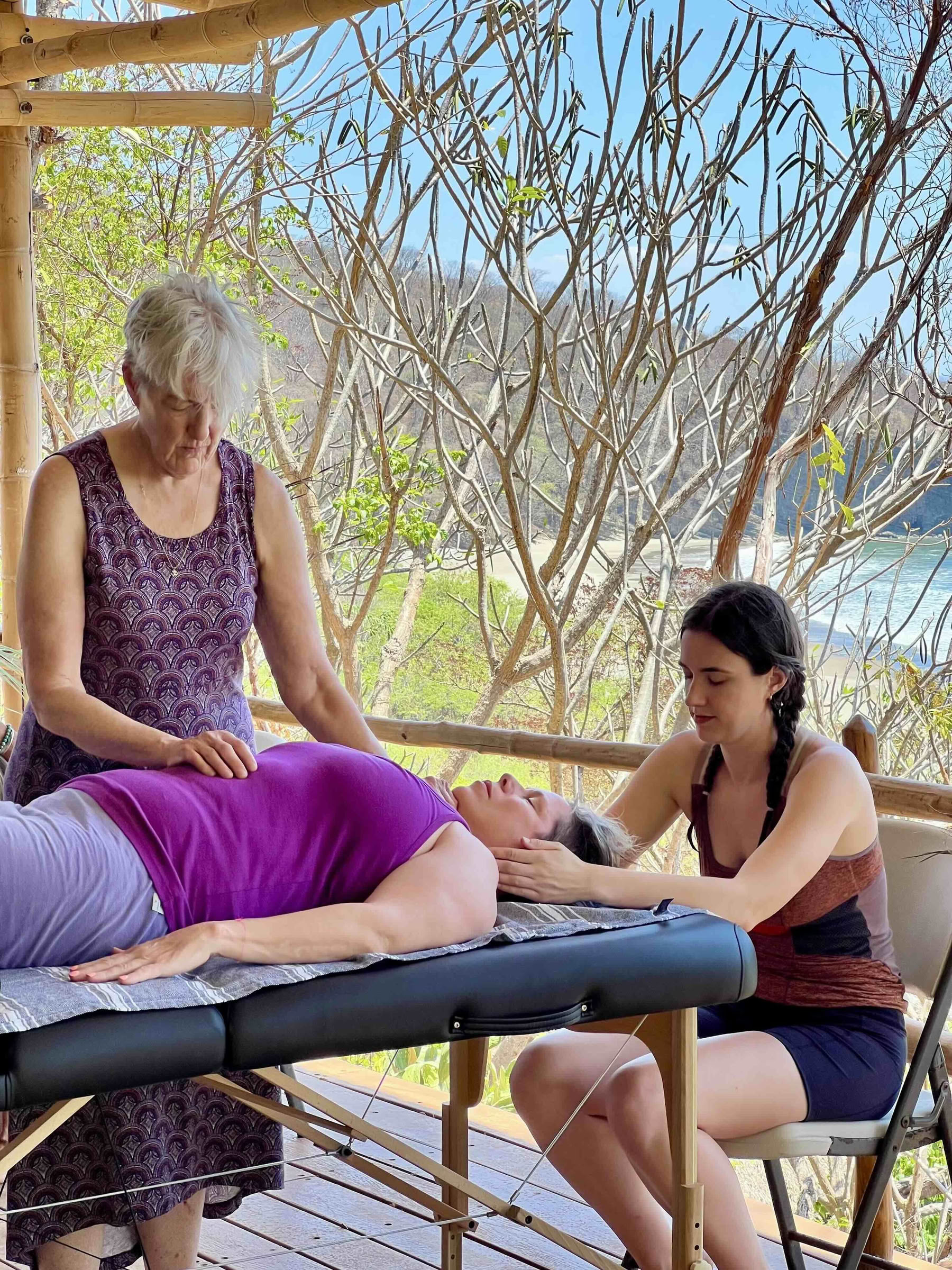 Usui-reiki- ja joogaretriitti — Mother of Pearl Healing Center