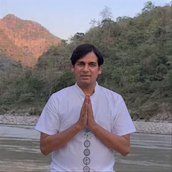 100 tunnin meditaatio-opettajakoulutus Rishikeshissä – 2.–14. tammikuuta 2027