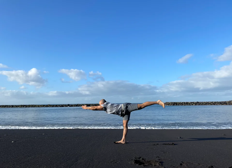 Iyengar-joogaretriitti Annie Deeryn kanssa