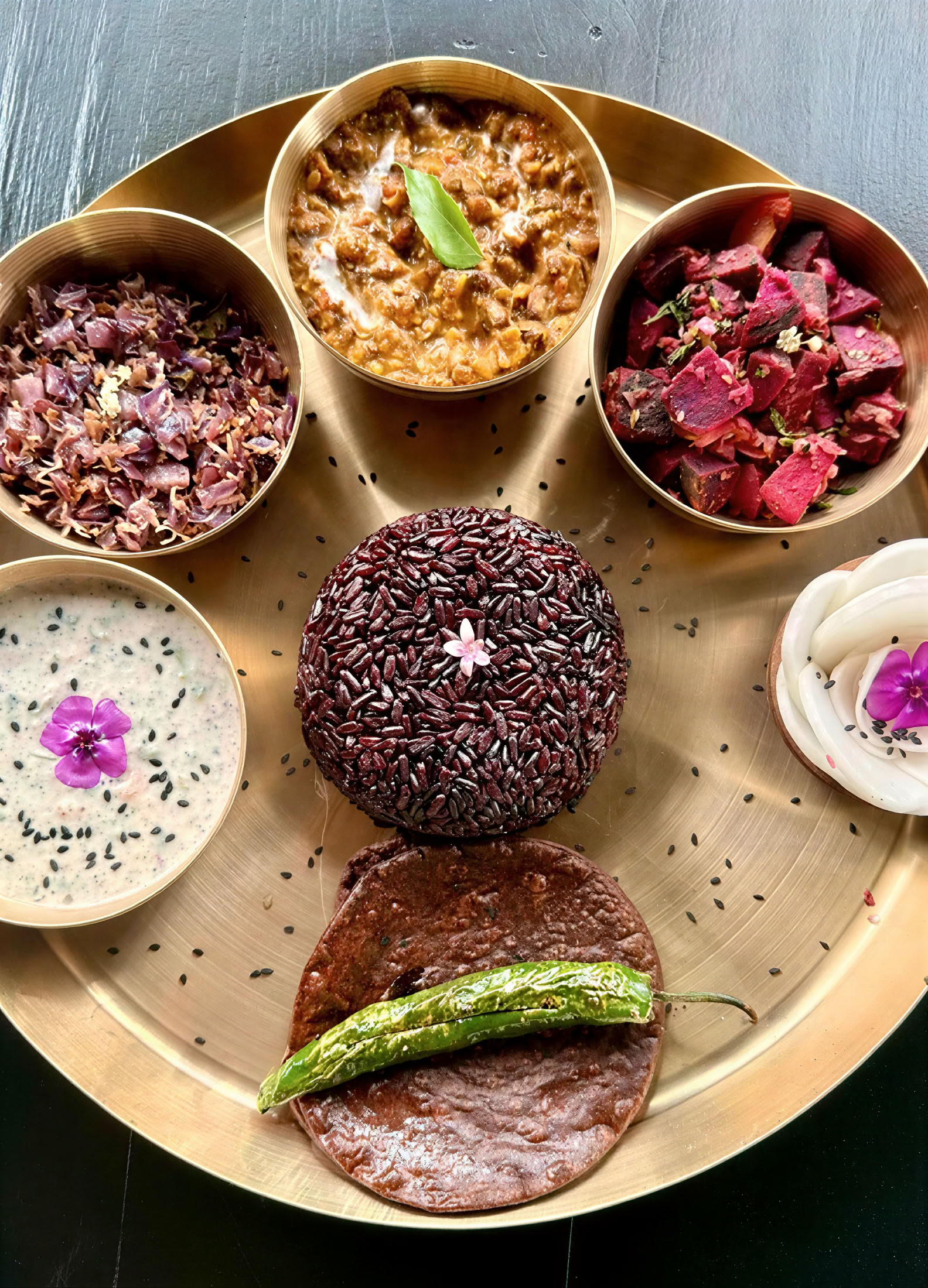 Pichu ayurvedinen öljyhoito nivelille