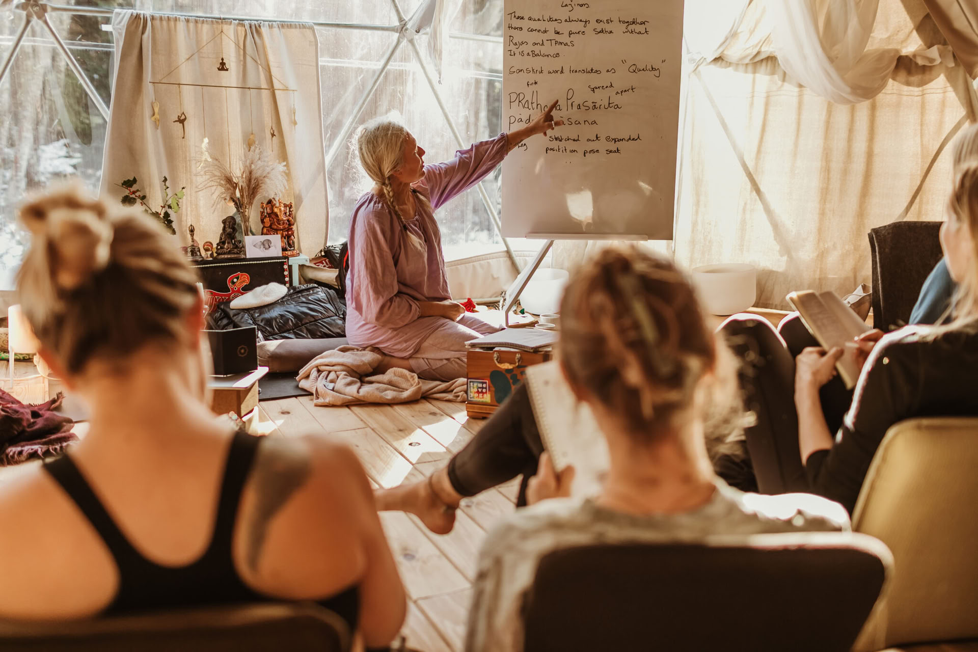 Valveilla villissä luonnossa