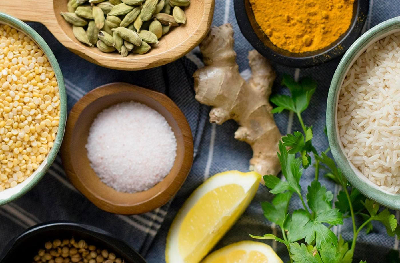 650 tunnin ayurveda-terveysneuvojan sertifiointi