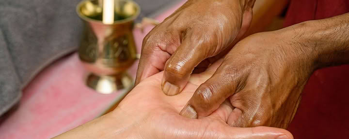 21 päivän ayurveda-hieronnan ja panchakarma-terapian sertifiointikurssi