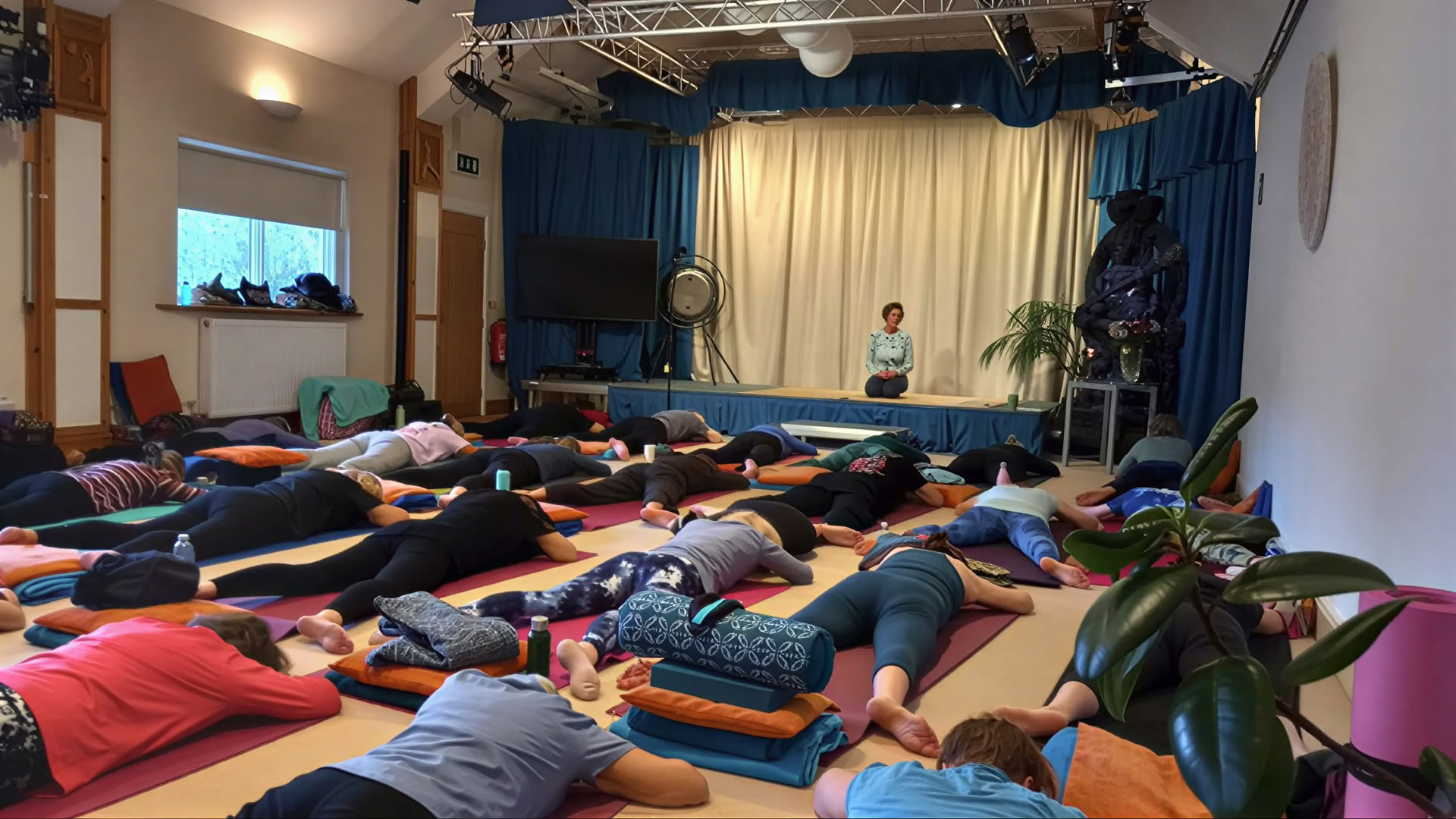 Dru-jooganidra- ja pranayama-retriitti