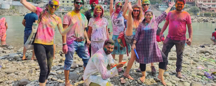 Holin festivaaliretriitti Intiassa